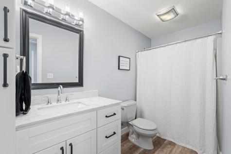 2129 Arkwright Street Maplewood MN 55117