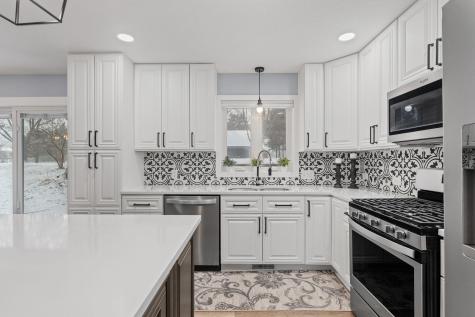 2129 Arkwright Street Maplewood MN 55117