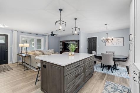 2129 Arkwright Street Maplewood MN 55117