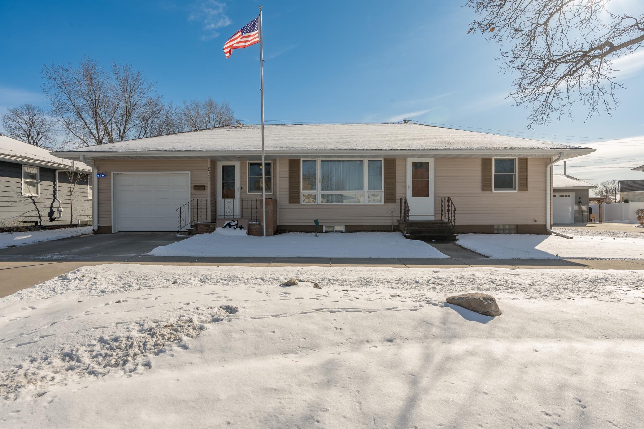 511 W Main Street Belle Plaine MN 56011
