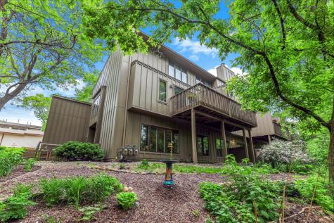 8970 Neill Lake Road Eden Prairie MN 55347