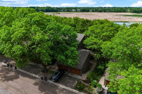 8970 Neill Lake Road Eden Prairie MN 55347