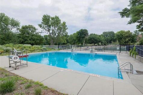8970 Neill Lake Road Eden Prairie MN 55347