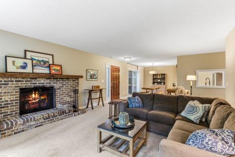 8970 Neill Lake Road Eden Prairie MN 55347