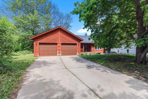 2219 Vivian Lane Saint Paul MN 55119