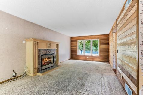 2219 Vivian Lane Saint Paul MN 55119