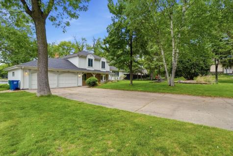 7263 Pineview Lane N Maple Grove MN 55369