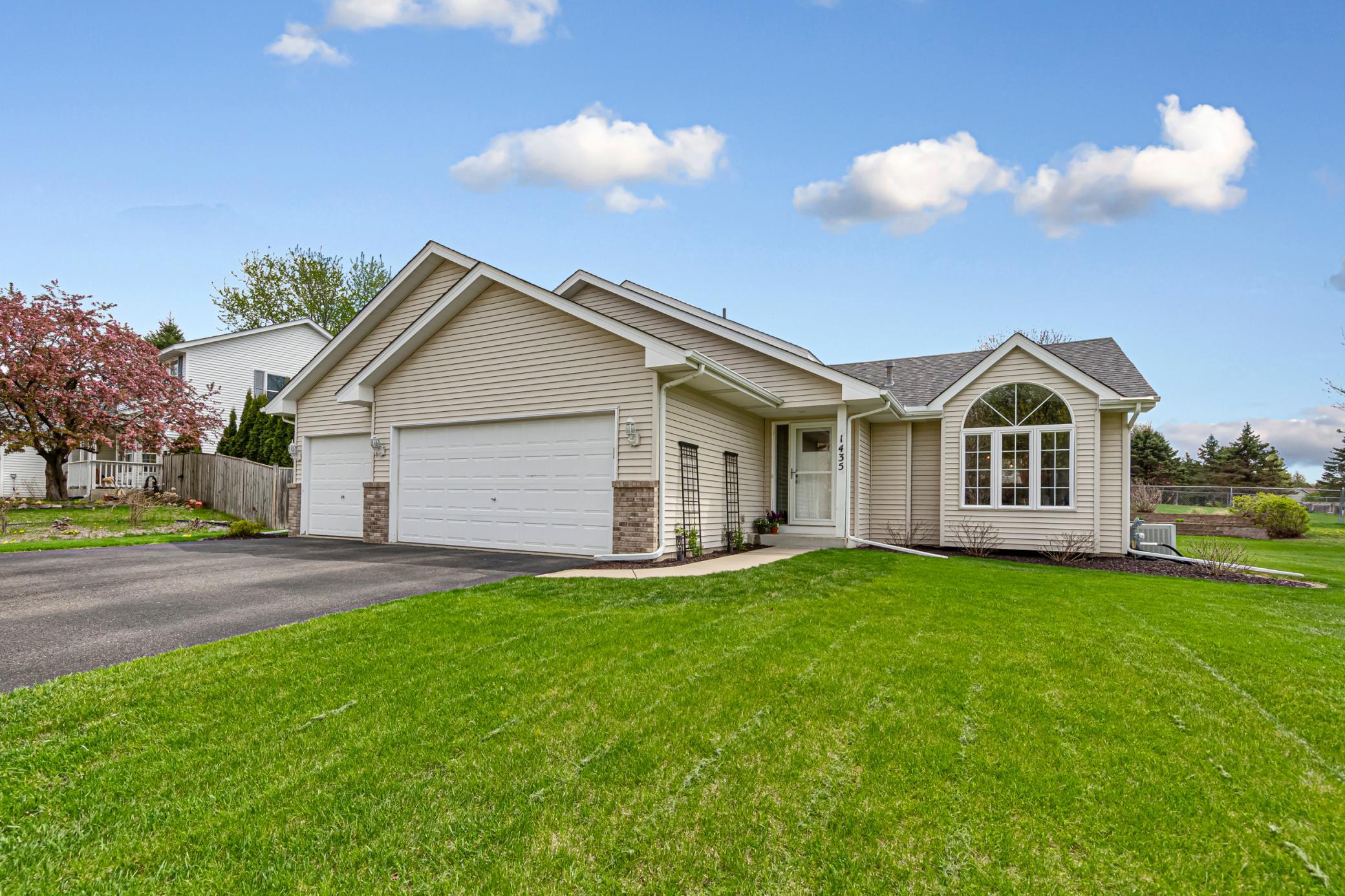 1435 Springwood Lane Faribault MN 55021
