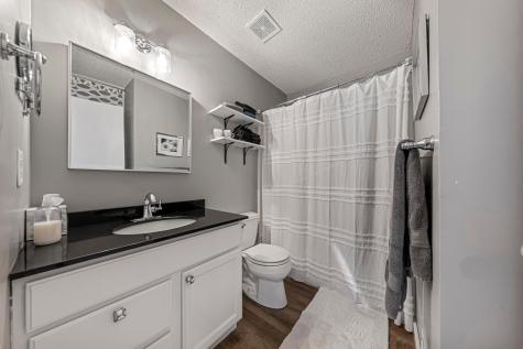 1435 Springwood Lane Faribault MN 55021