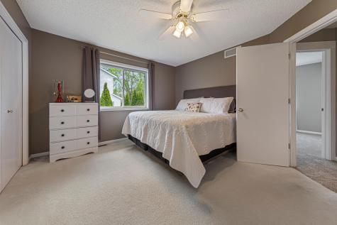 1435 Springwood Lane Faribault MN 55021