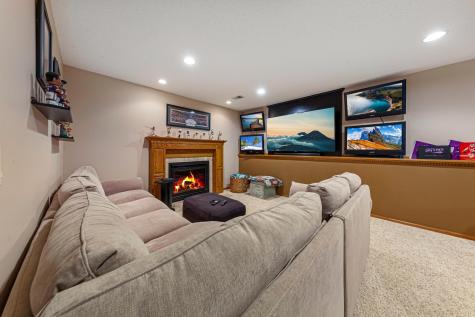 1435 Springwood Lane Faribault MN 55021
