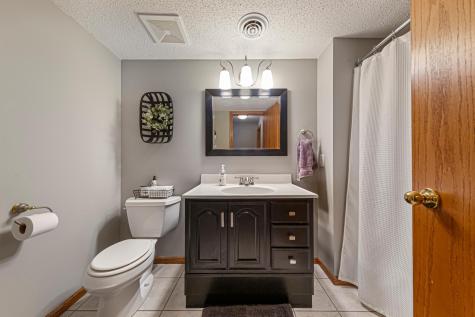 1435 Springwood Lane Faribault MN 55021