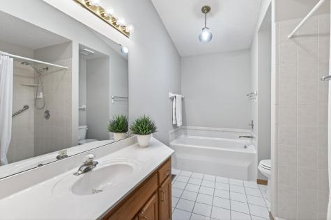 801 Southcross Drive E Burnsville MN 55306