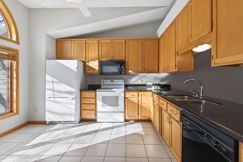 801 Southcross Drive E Burnsville MN 55306