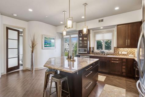 555 Oak Ridge Place Hopkins MN 55305