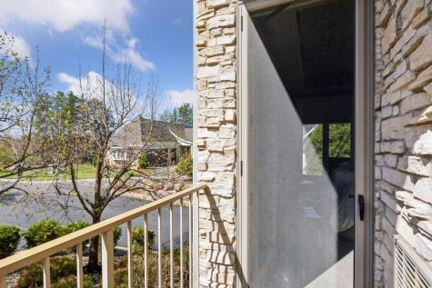 555 Oak Ridge Place Hopkins MN 55305