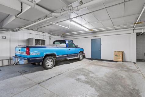 555 Oak Ridge Place Hopkins MN 55305