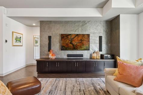 555 Oak Ridge Place Hopkins MN 55305