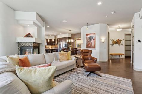 555 Oak Ridge Place Hopkins MN 55305