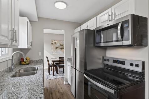 2129 Tamarin Trail Golden Valley MN 55427