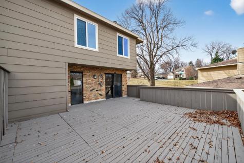 2129 Tamarin Trail Golden Valley MN 55427