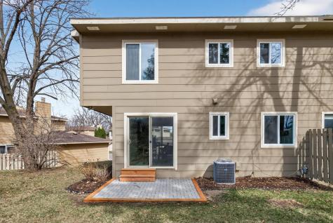2129 Tamarin Trail Golden Valley MN 55427