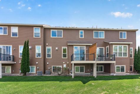 3201 Countryside Court Woodbury MN 55129