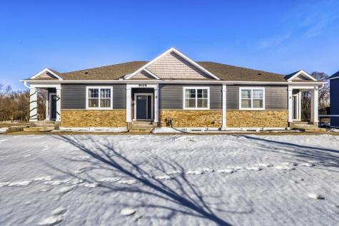 9105 Lexington Ave N Circle Pines MN 55014