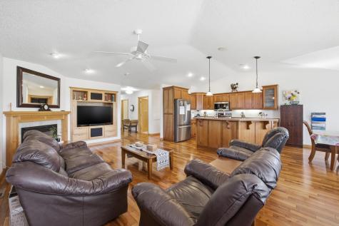 4346 46th Avenue S Fargo ND 58104