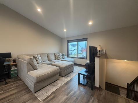 8885 Parkview Circle Chisago City MN 55013