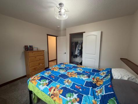 8885 Parkview Circle Chisago City MN 55013
