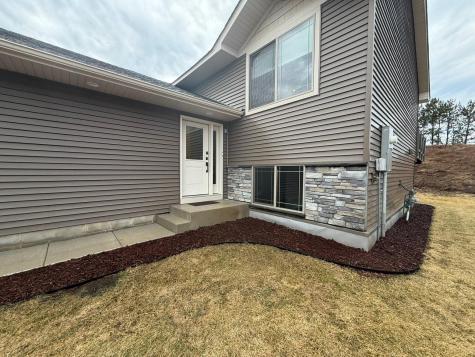8885 Parkview Circle Chisago City MN 55013