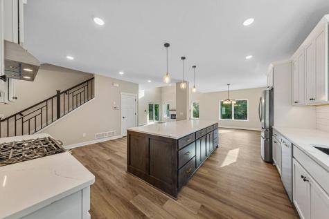 124 Joshua Court Mankato MN 56001