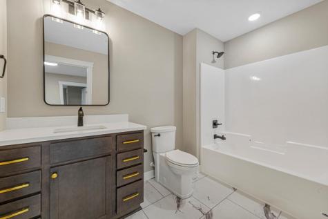 124 Joshua Court Mankato MN 56001