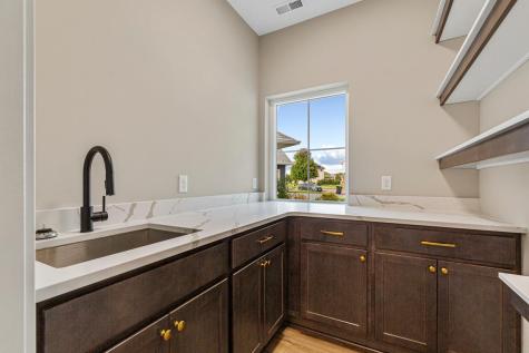 124 Joshua Court Mankato MN 56001