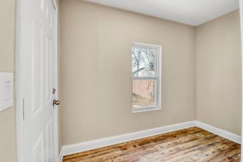 307 10th Street N Moorhead MN 56560