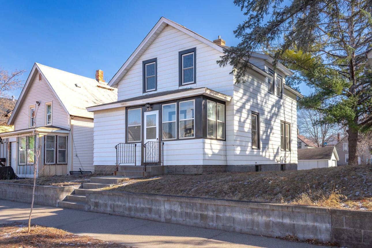 3010 Thomas Avenue N Minneapolis MN 55411
