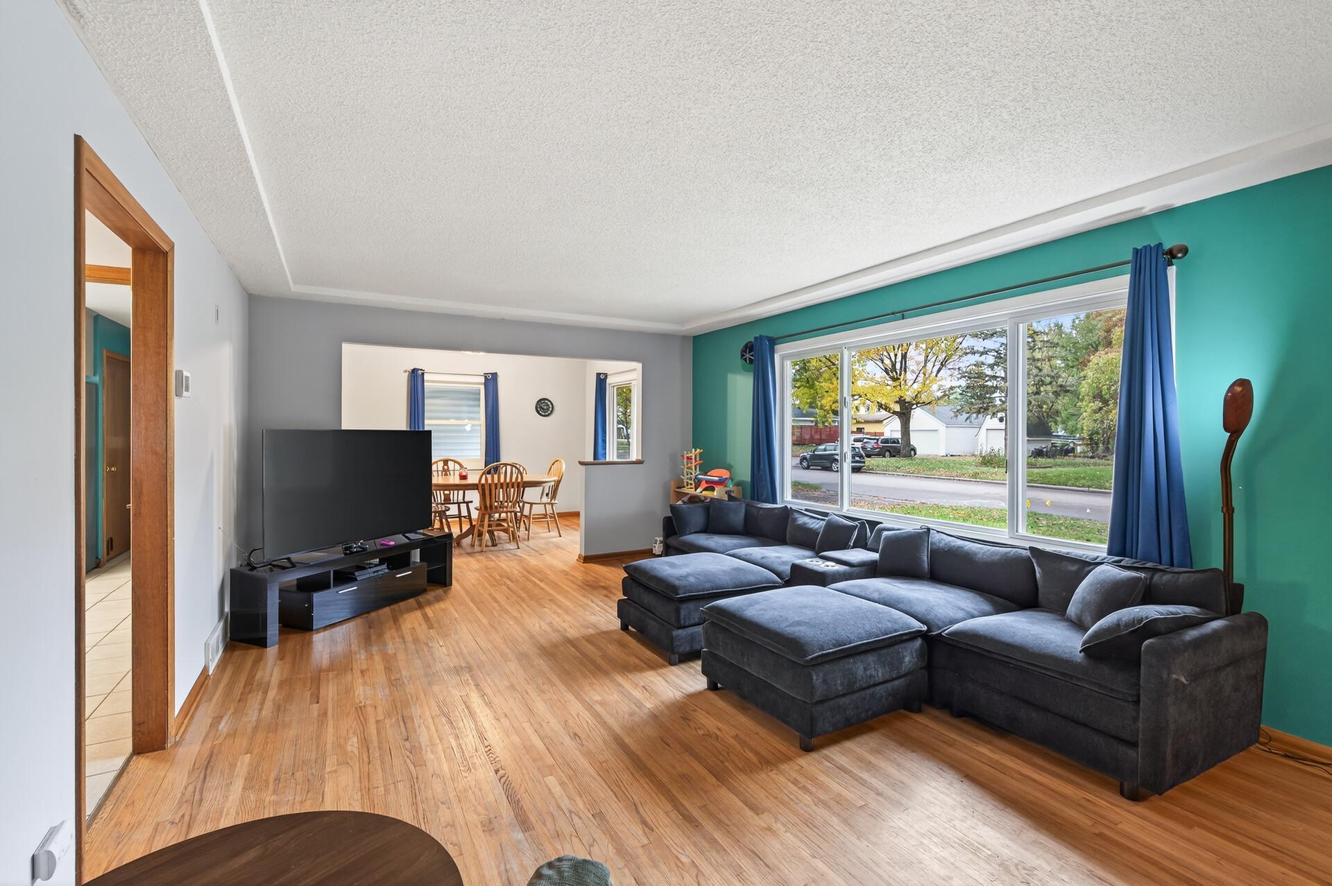 2720 8th Avenue Anoka MN 55303