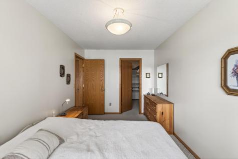 28636 99th Street NW Zimmerman MN 55398