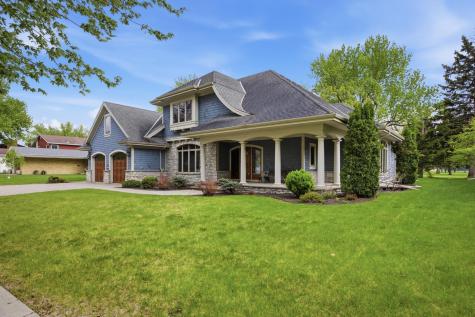 526 24TH Avenue S Fargo ND 58103