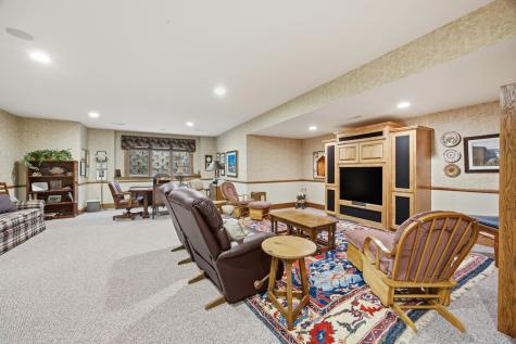 526 24th Avenue S Fargo ND 58103