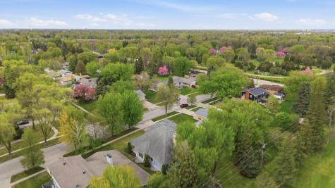 526 24th Avenue S Fargo ND 58103