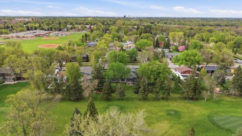 526 24th Avenue S Fargo ND 58103