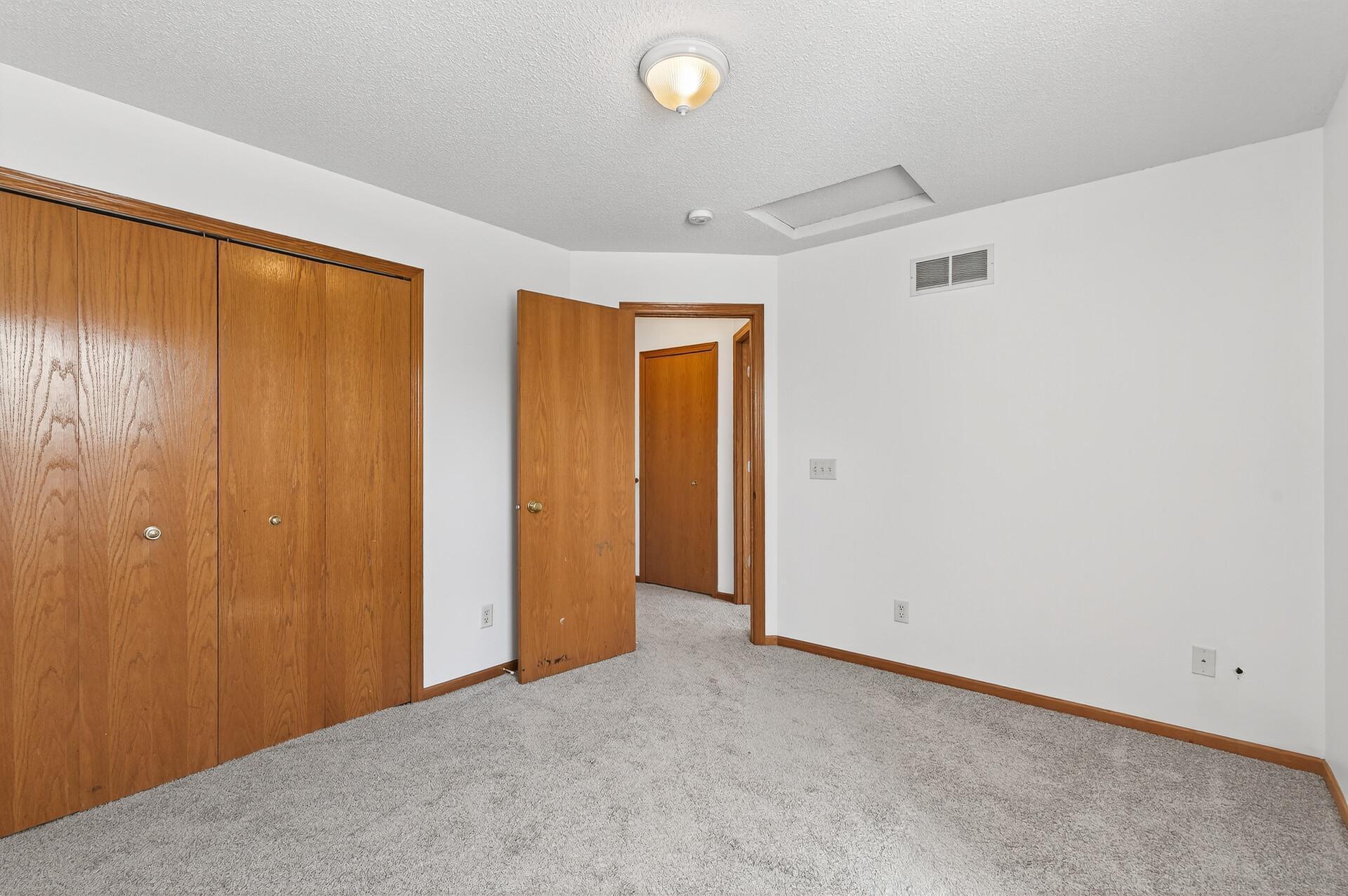 6406 157th Street W Apple Valley MN 55124