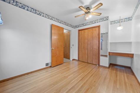 215 16th Street N Moorhead MN 56560