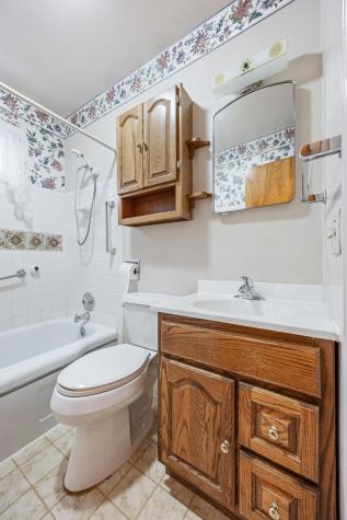 215 16th Street N Moorhead MN 56560