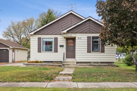 215 16th Street N Moorhead MN 56560