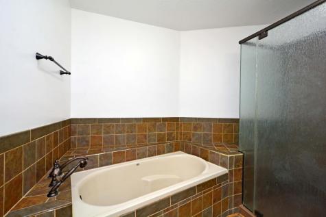 7581 23rd Street N Oakdale MN 55128