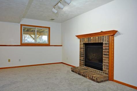 7581 23rd Street N Oakdale MN 55128