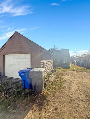 2003 Cottage Avenue E Saint Paul MN 55119